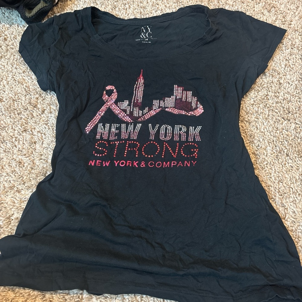 New York & Company Black Tee with Red Graphic